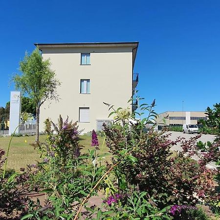 Eco Rooms & Apartments Voghera Extérieur photo