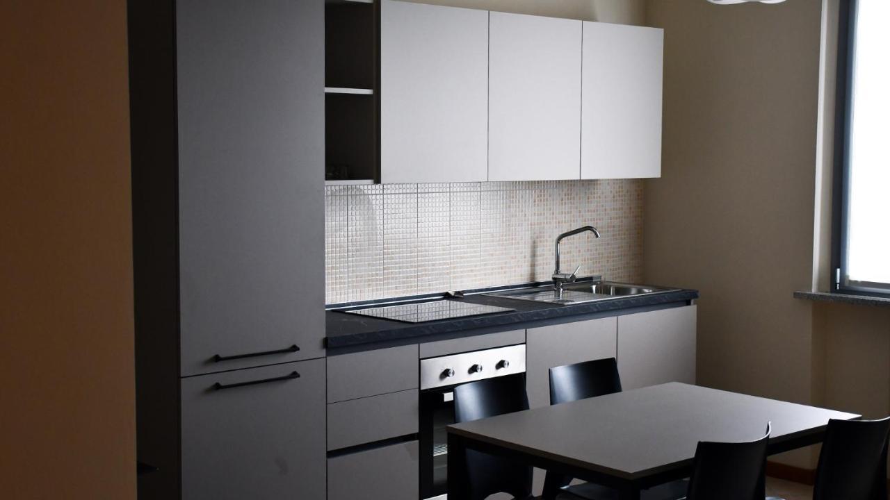 Eco Rooms & Apartments Voghera Extérieur photo